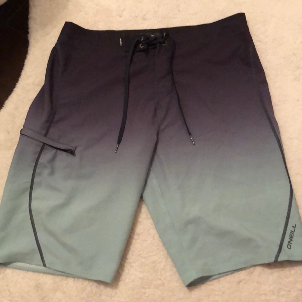 O’NEILL swim trunks